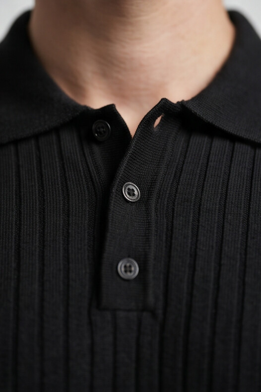 Vernon — Ribbed Short Sleeve Polo Shirt - Black