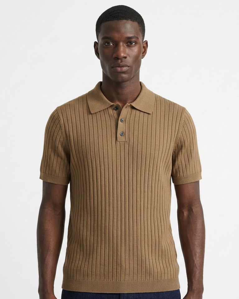 Vernon — Ribbed Short Sleeve Polo Shirt - Camel